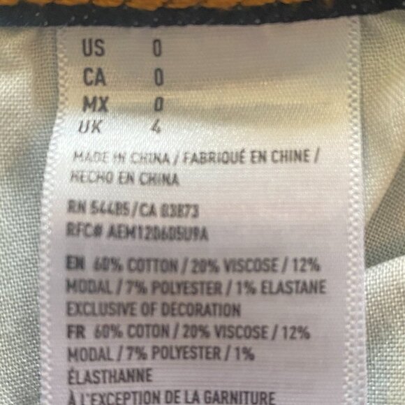 American Eagle Hi-Rise Shortie Cutoff/rolled  Shorts - Picture 5 of 5